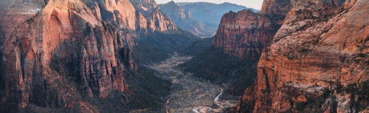 5 of Our Favorite Rivers to Raft Out West in the Winter